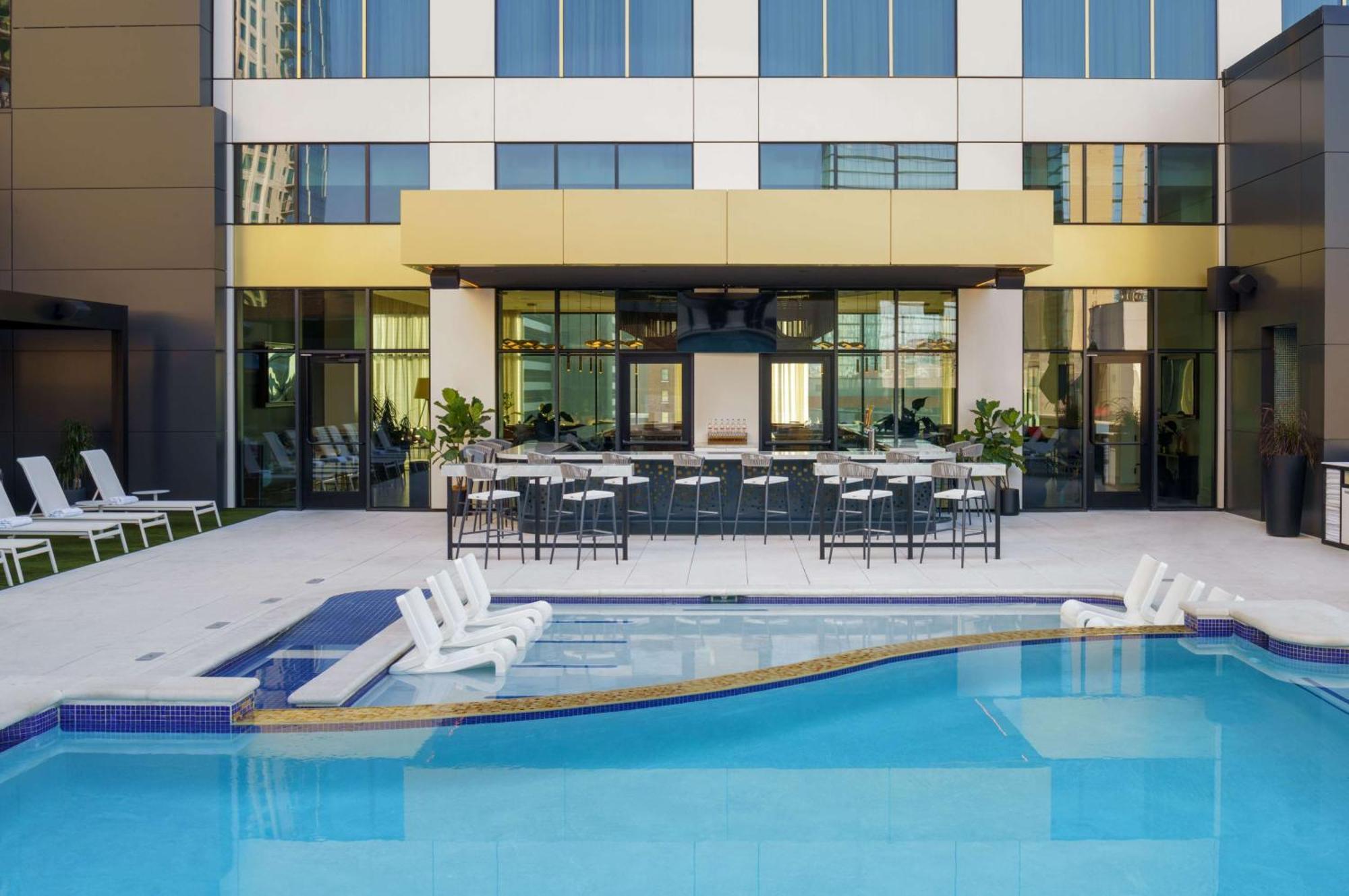 Tempo By Hilton Nashville Downtown Екстериор снимка